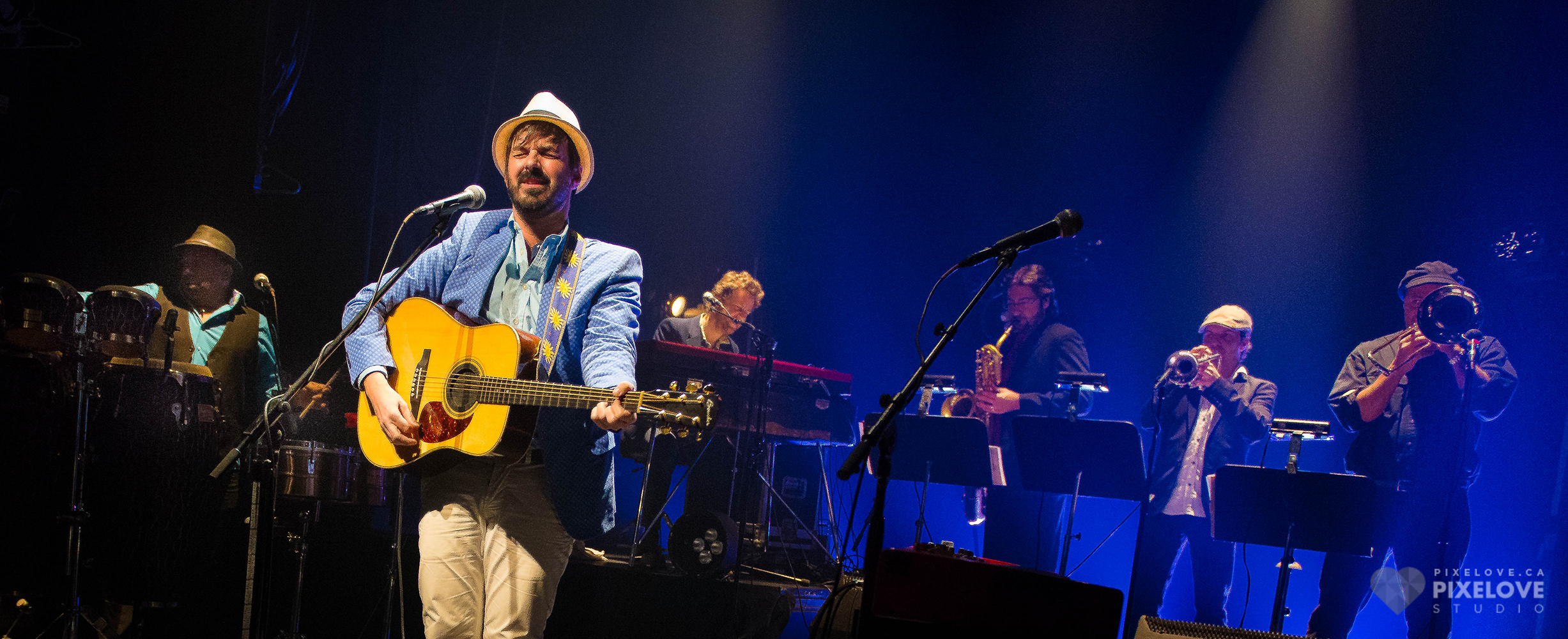 M FOR MONTREAL: DAMIEN ROBITAILLE